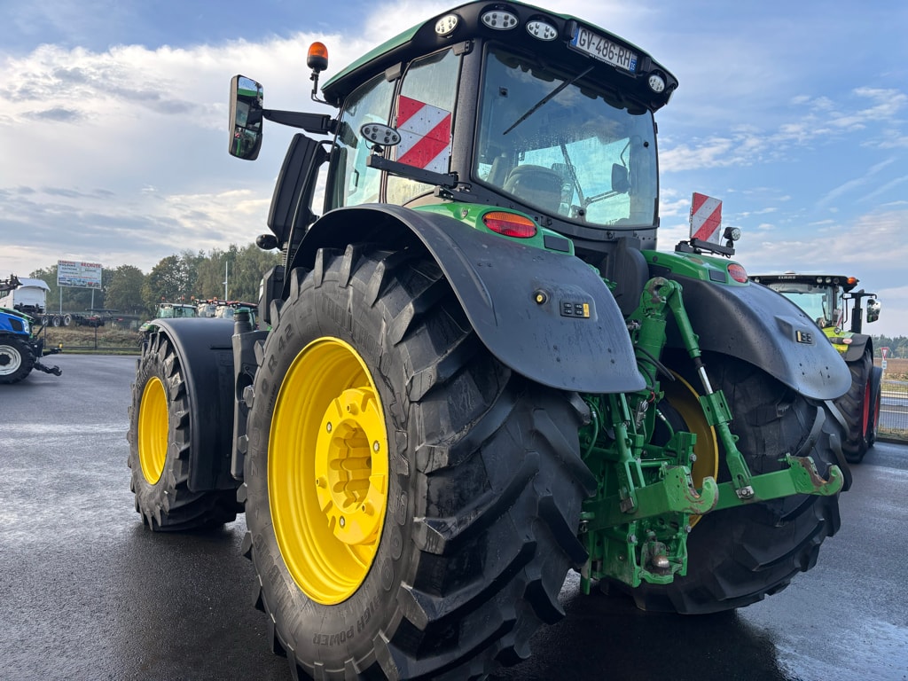 Tracteur chargeur JOHN DEERE 6R250 - photo slide 7