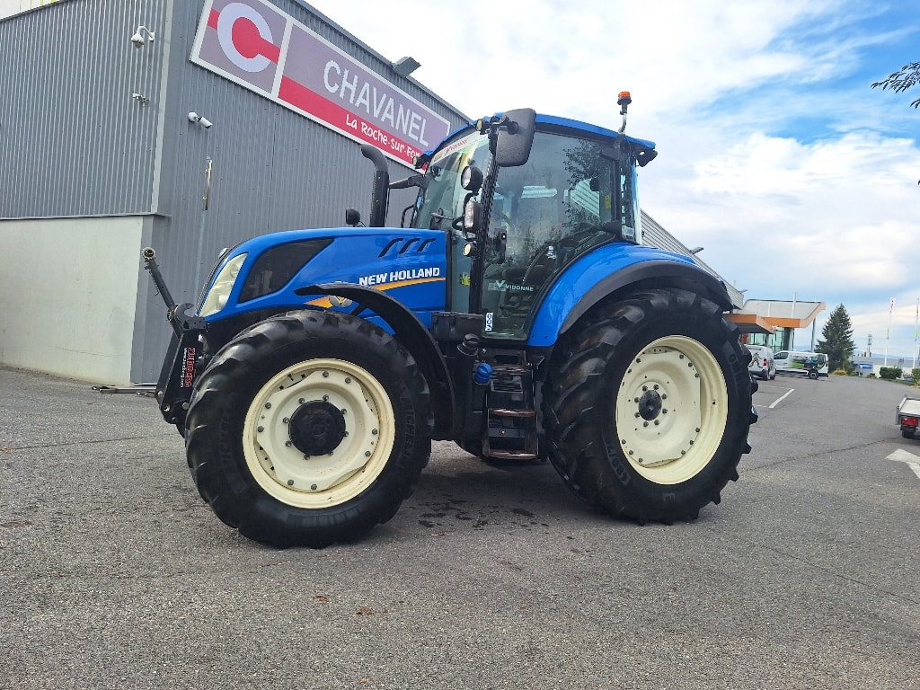 Tracteur NEW HOLLAND T5.120 - photo slide 1