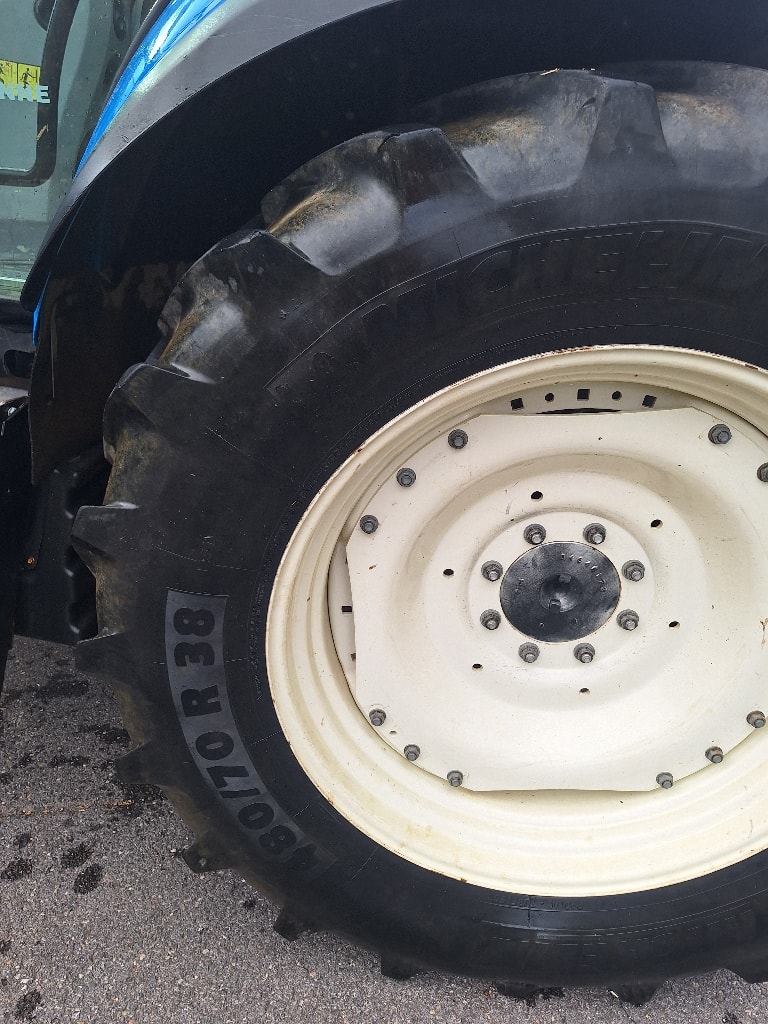 Tracteur NEW HOLLAND T5.120 - photo slide 5