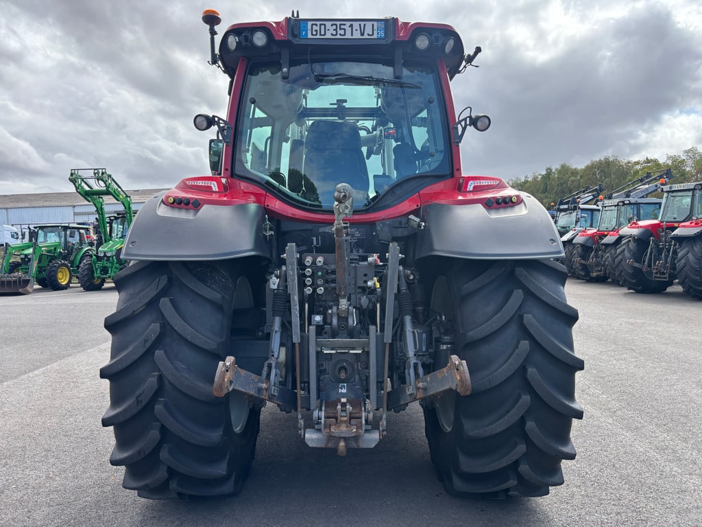 Tracteur chargeur VALTRA N175 - photo slide 7