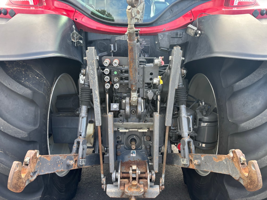 Tracteur chargeur VALTRA N175 - photo slide 9
