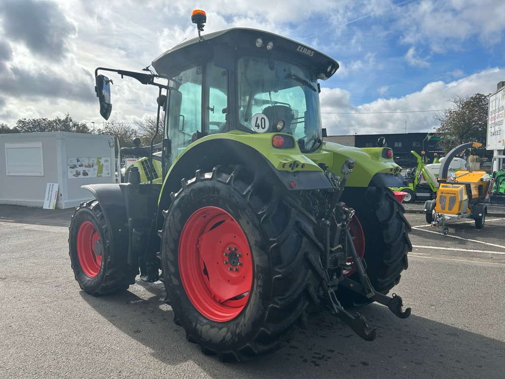 Tracteur CLAAS ARION 530 - photo slide 5