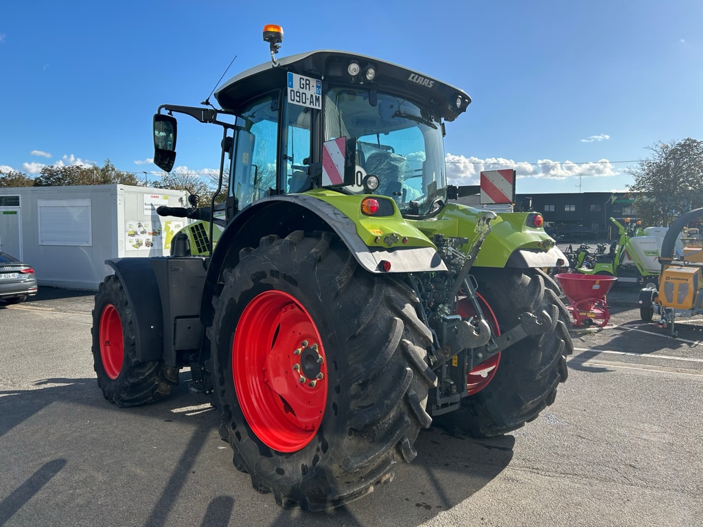 Tracteur CLAAS ARION 630 - photo slide 6