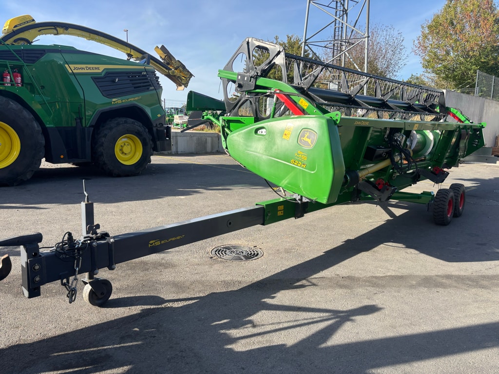 Moissonneuse JOHN DEERE T560 HM - photo slide 17