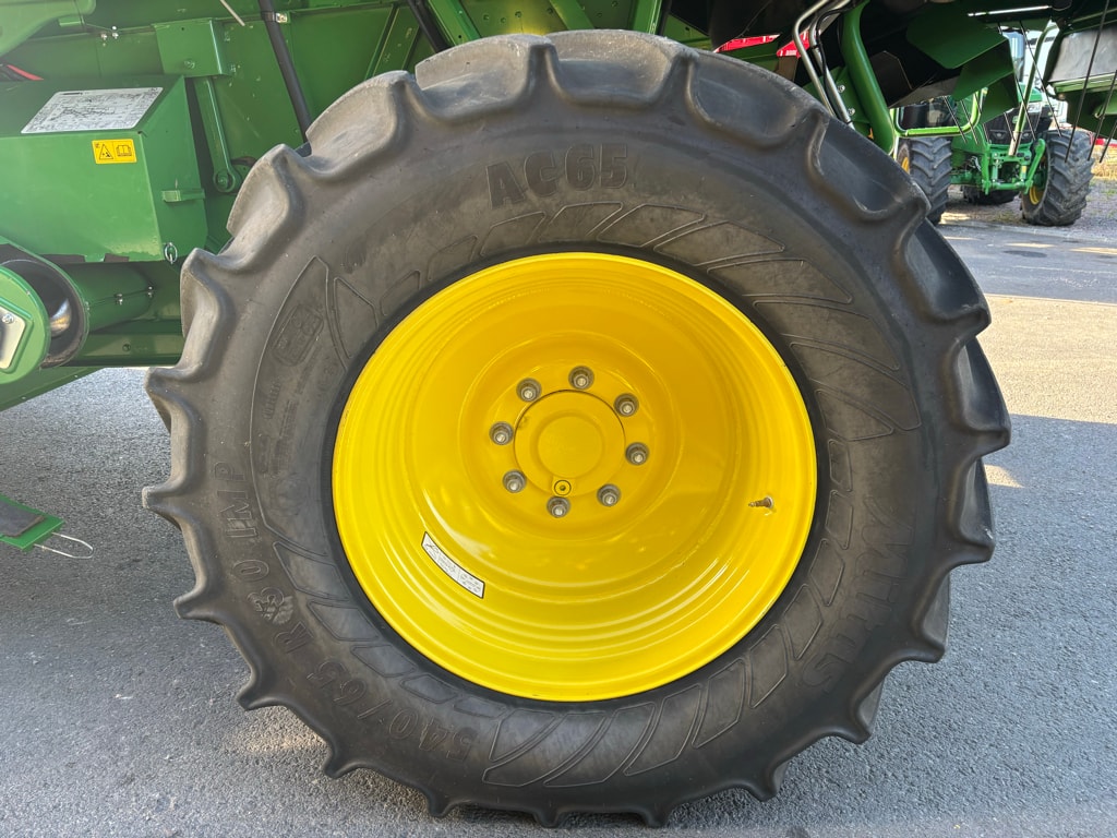 Moissonneuse JOHN DEERE T560 HM - photo slide 63