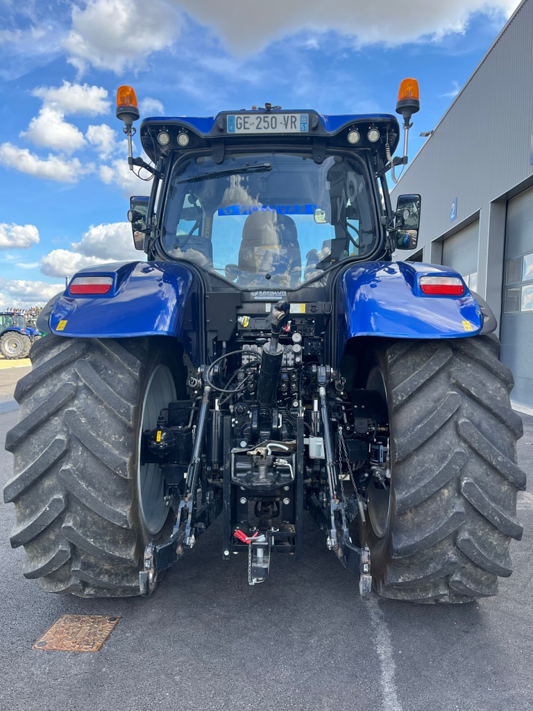Tracteur NEW HOLLAND T7.245 SW II - photo slide 6