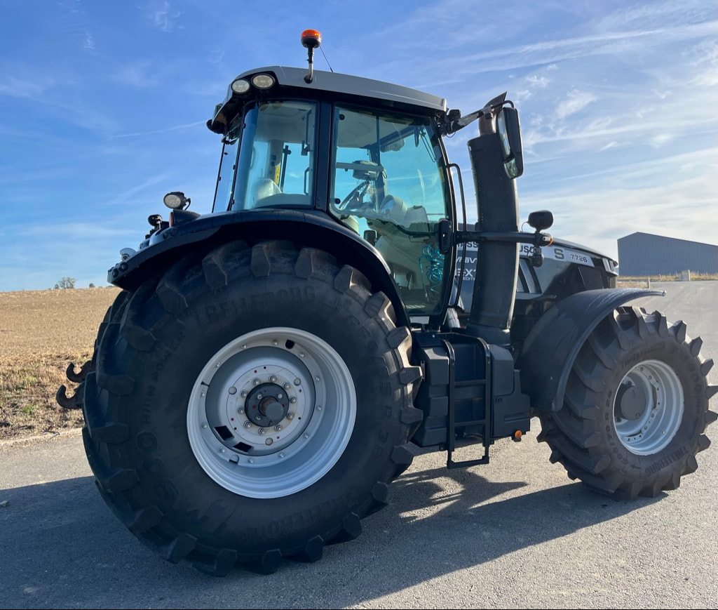 Tracteur MASSEY FERGUSON 7726S DYNA-VT EXCLUSIVE - photo slide 5