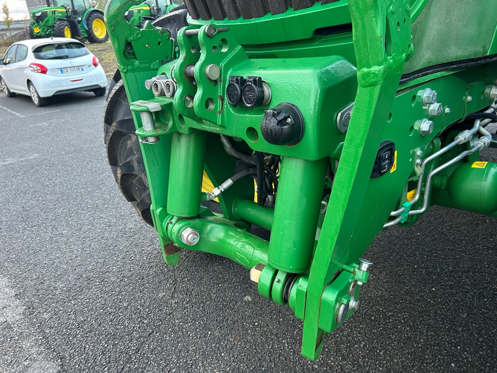 Tracteur JOHN DEERE 6195R - photo slide 17