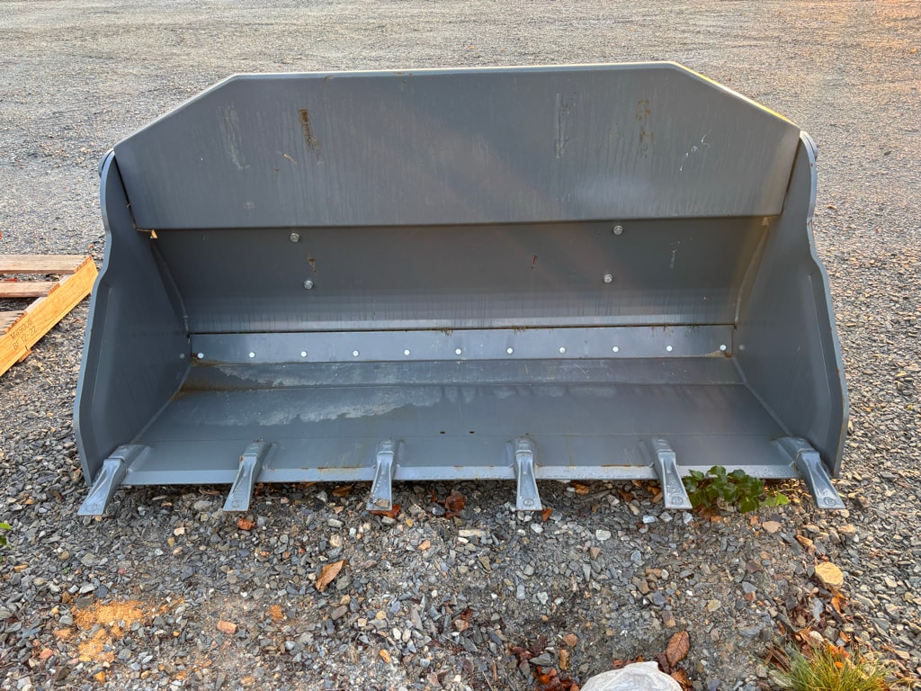 Valet de ferme KRAMER 8095 - photo slide 13