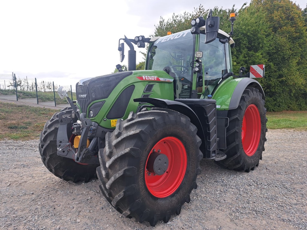 Tracteur FENDT 720 VARIO POWER + - photo slide 2