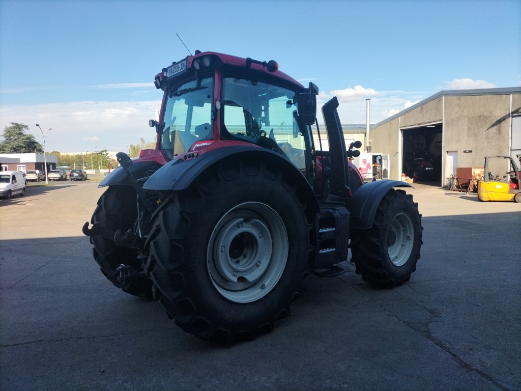 Tracteur VALTRA N 135 Hi Tech - photo slide 2