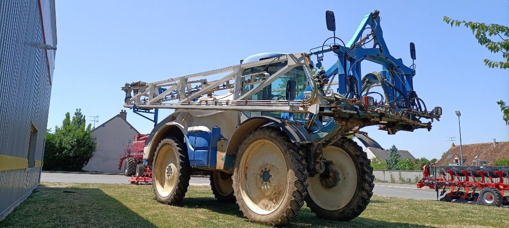 Pulverisateur automoteur MATROT Maestria 17  - photo slide 4