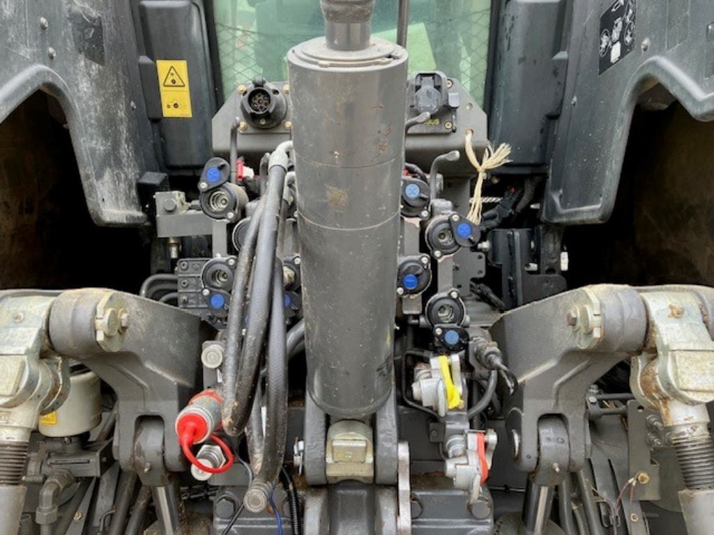 Tracteur MASSEY FERGUSON 8735 EXCLUSIVE - photo slide 11