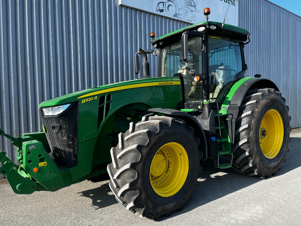 Tracteur JOHN DEERE 8320R - photo slide 1