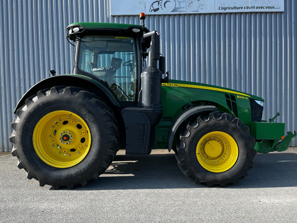 Tracteur JOHN DEERE 8320R - photo slide 20