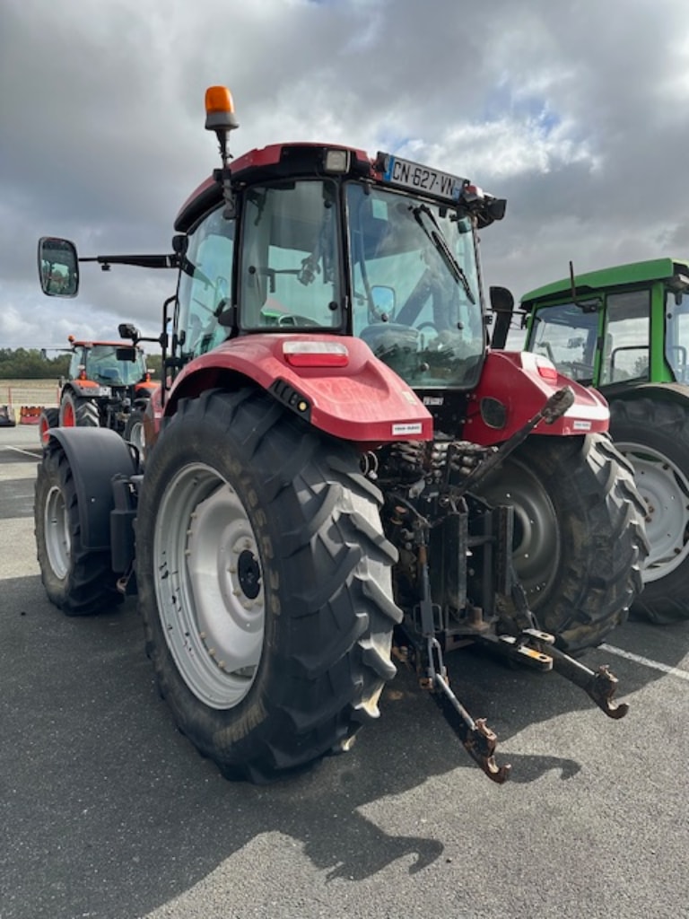 Tracteur CASE IH Farmall 95U  - photo slide 4