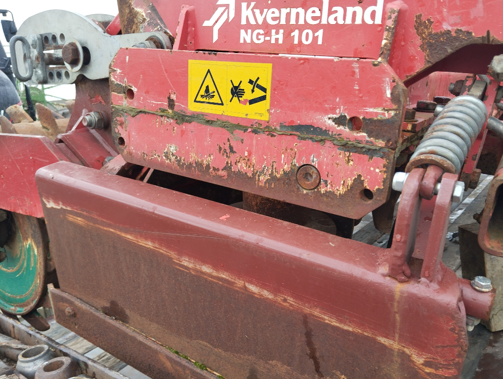 picture slide 32