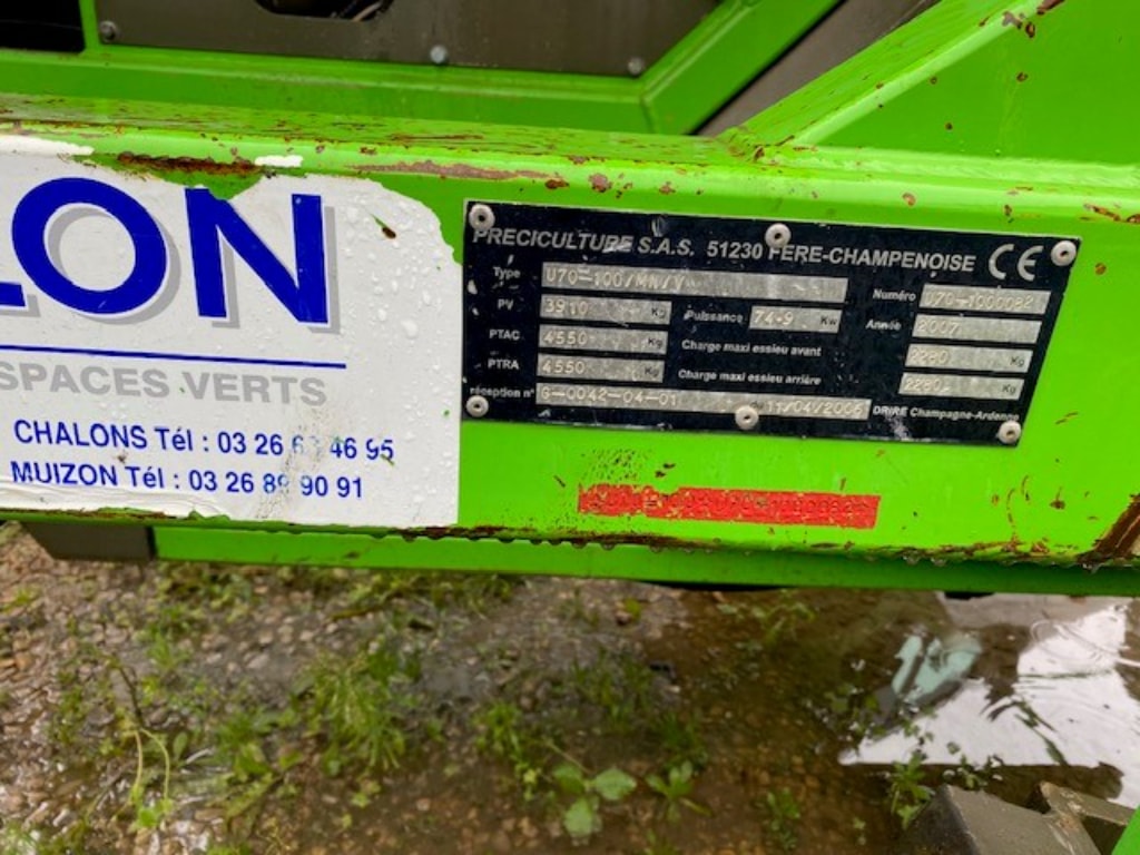 Tracteur enjambeur TECNOMA U70VV - photo slide 2