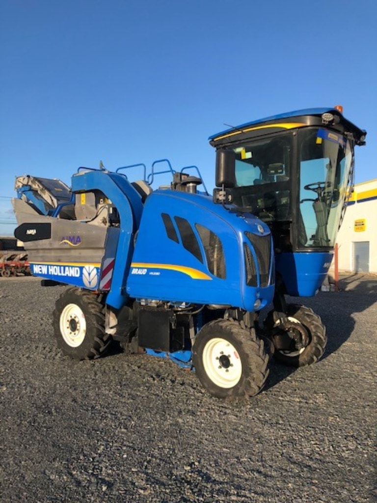 Machine à vendanger NEW HOLLAND VM3080 - photo slide 1