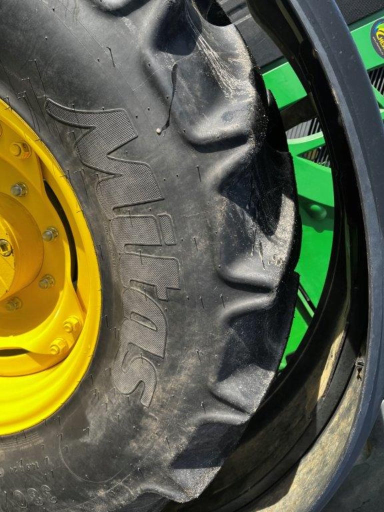Tracteur JOHN DEERE 6100M - photo slide 19