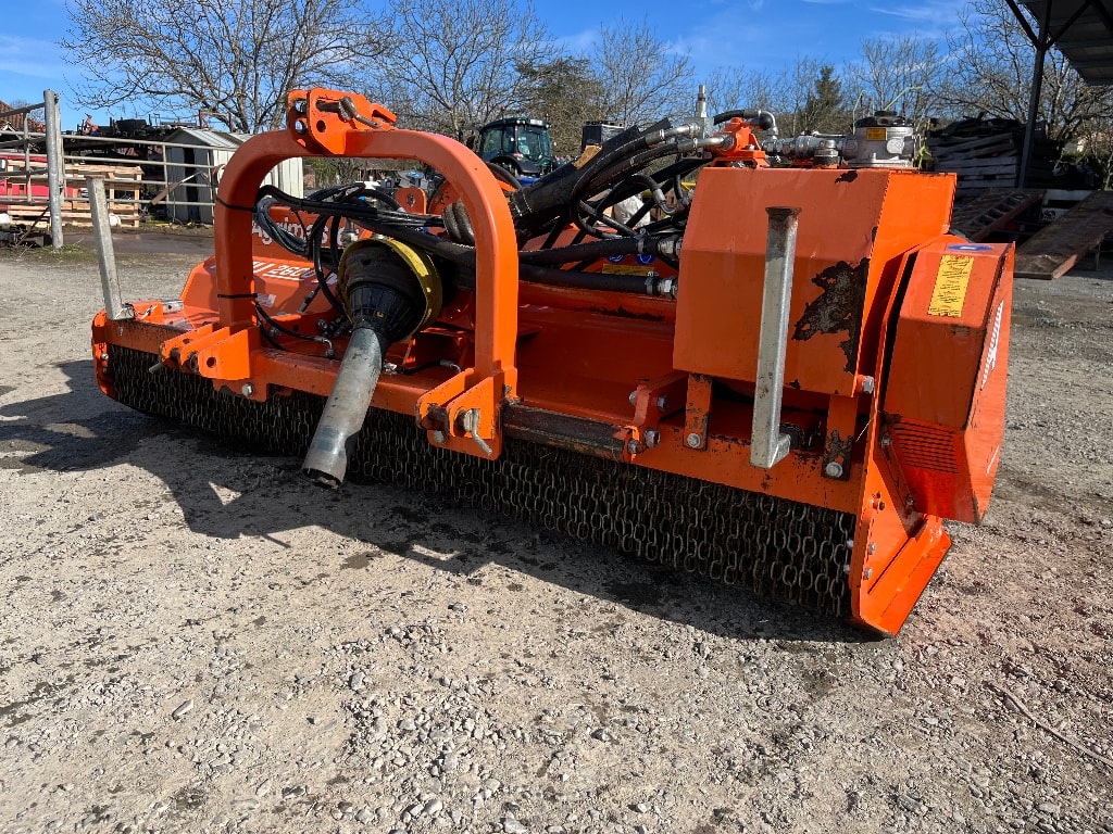Broyeur AGRIMASTER RMU 2600 - photo slide 2