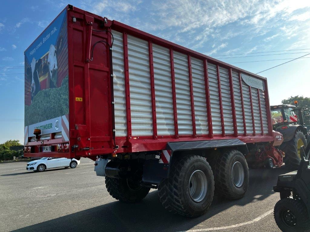 Autochargeuse POTTINGER Jumbo 7210 combiline - photo slide 6