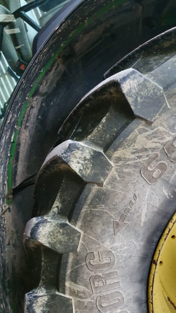 Tracteur JOHN DEERE 6210R - photo slide 9