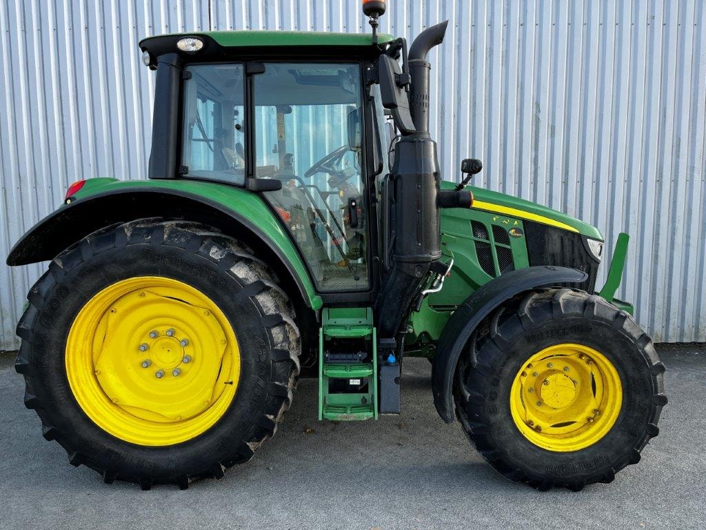 Tracteur JOHN DEERE 6110M - photo slide 11