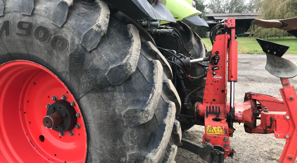 Tracteur CLAAS AXION 810 CEBIS - photo slide 5