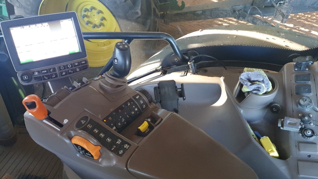 Tracteur JOHN DEERE 6195 R - photo slide 10