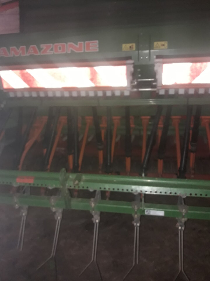 Semoir en ligne AMAZONE D9-30 - photo slide 2