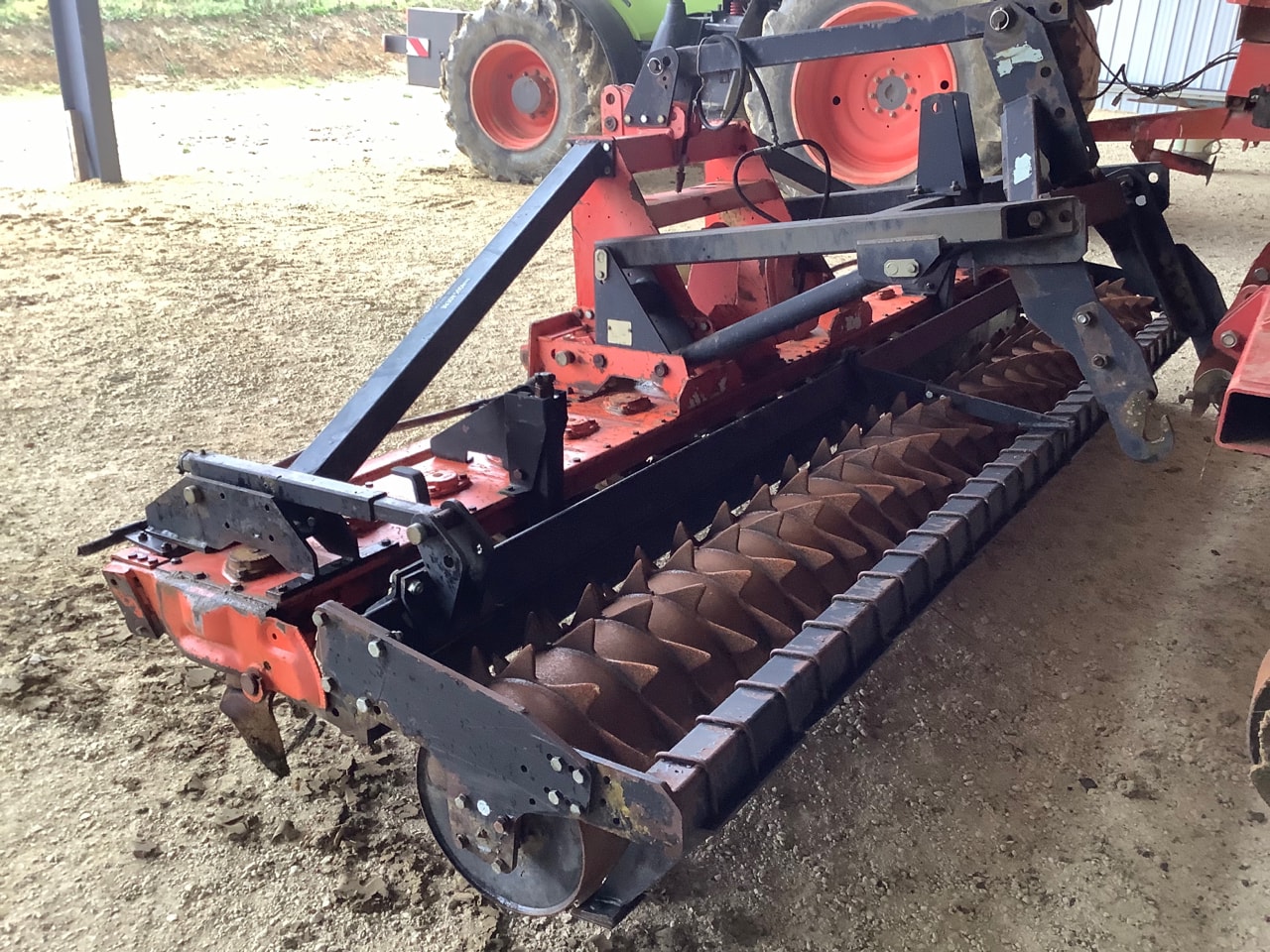 Herse rotative MASCHIO Dominator - photo slide 3