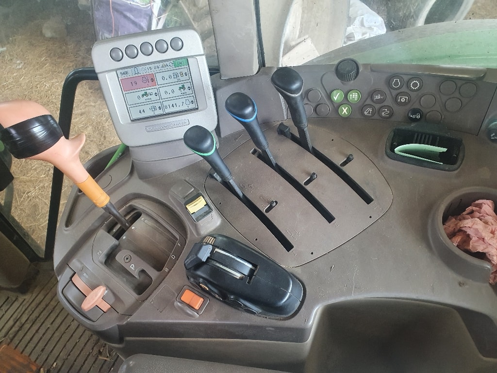 Tracteur JOHN DEERE 6630 PREMIUM - photo slide 10