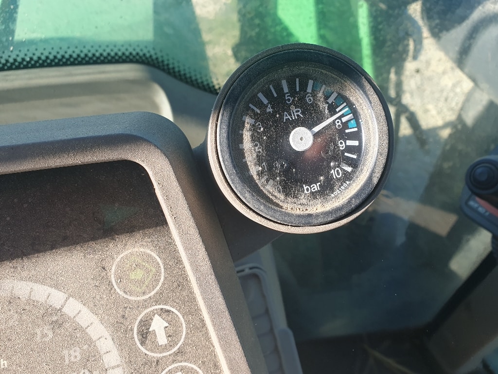 Tracteur JOHN DEERE 6110M - photo slide 14