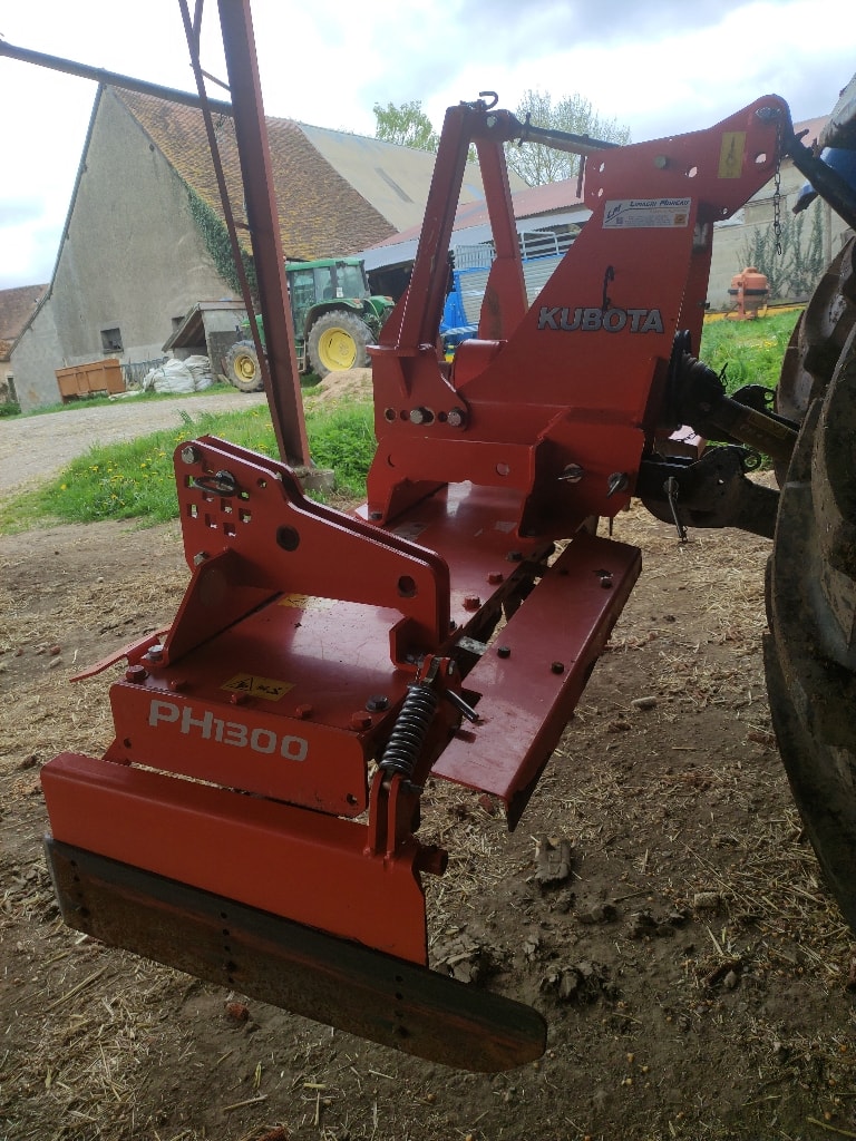 Herse rotative KUBOTA PH1301 - photo slide 2