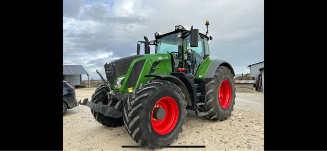 Tracteur FENDT 828 - photo slide 2