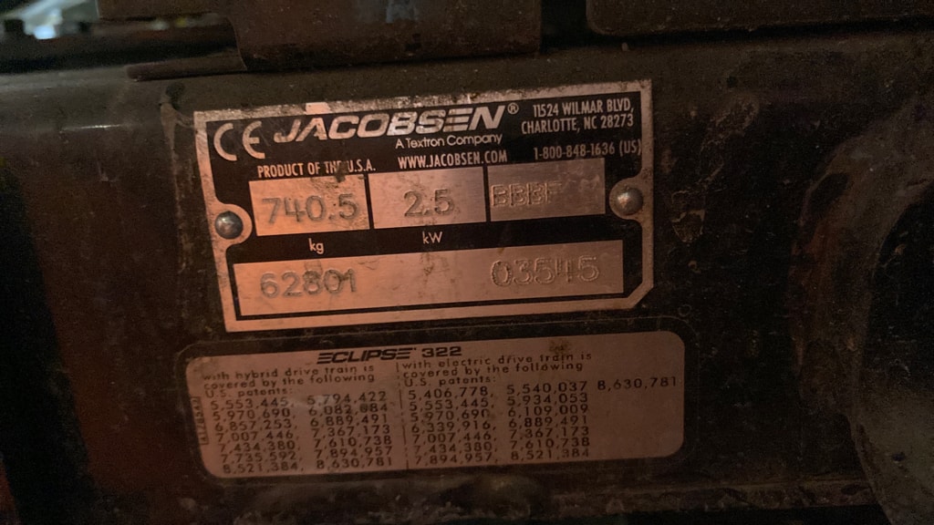 Tondeuse autoportee JACOBSEN Éclipse 322 3WD - photo slide 6