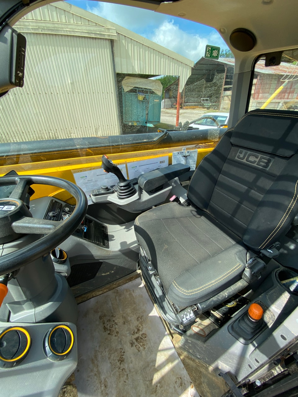 Telescopique JCB 536-95 AS - photo slide 12