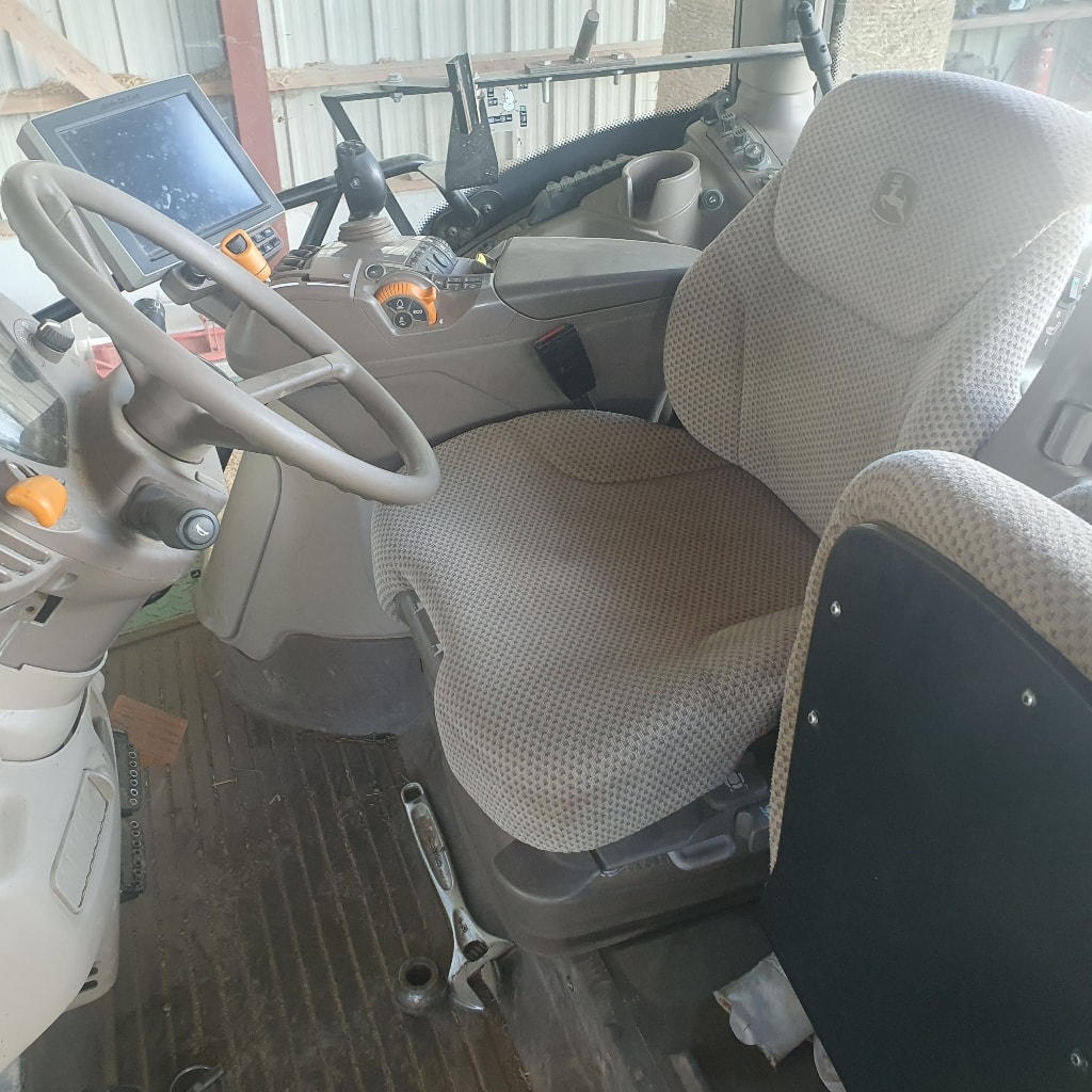 Tracteur chargeur JOHN DEERE 6230R  - photo slide 12