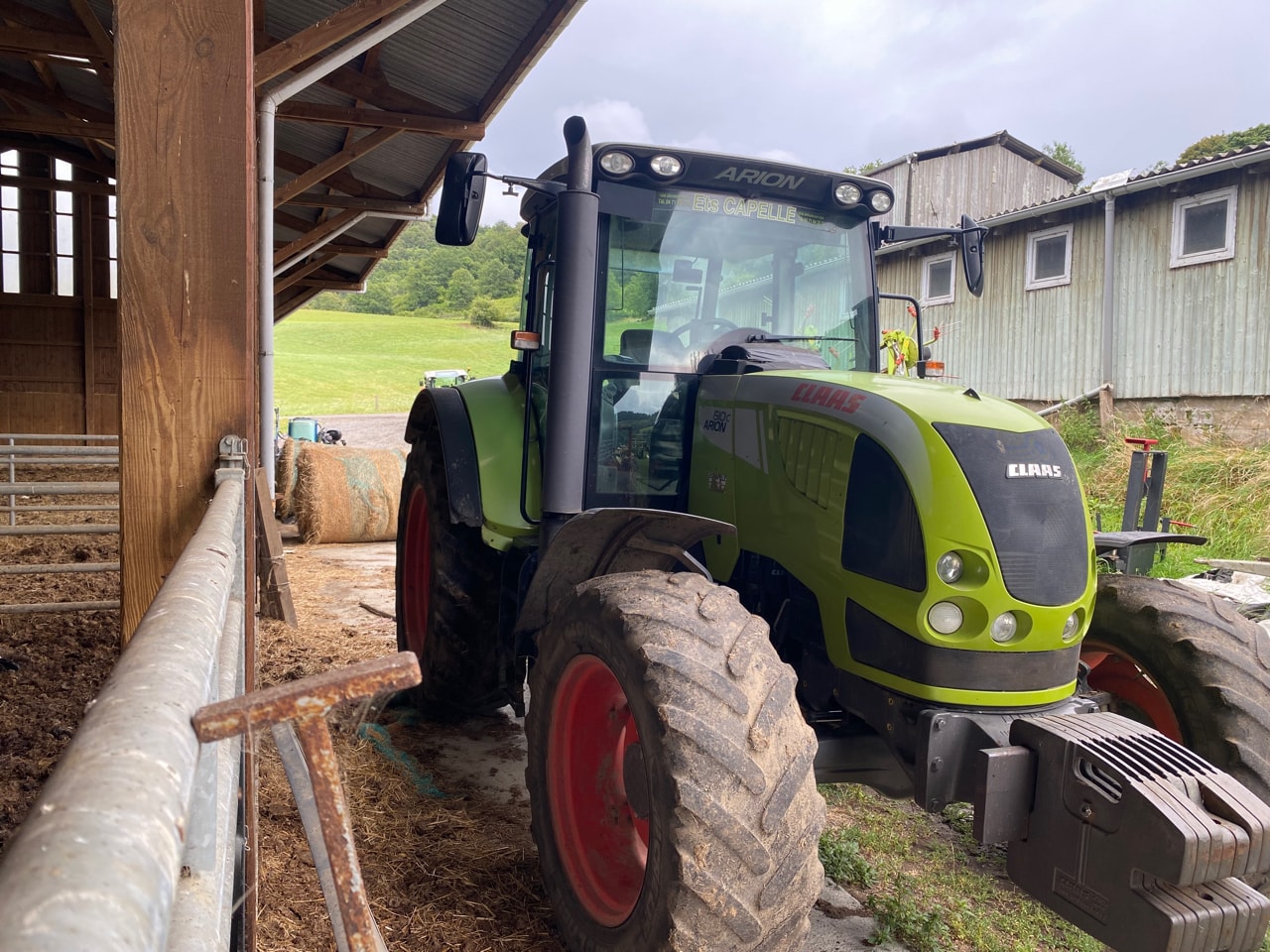 Tracteur CLAAS ARION 610 C - photo slide 2