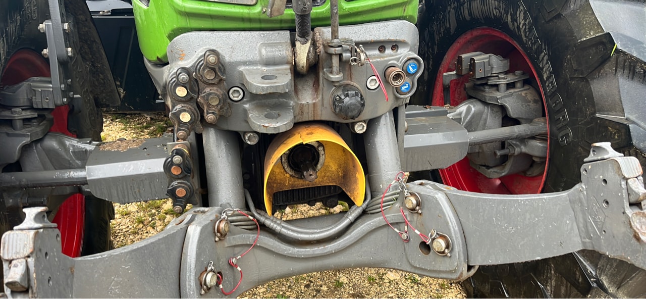 Tracteur FENDT 724 VARIO PROFI - photo slide 11