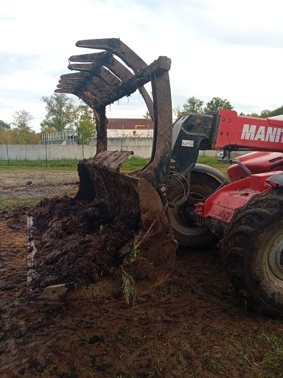 Telescopique MANITOU Mlt 735 - photo slide 5