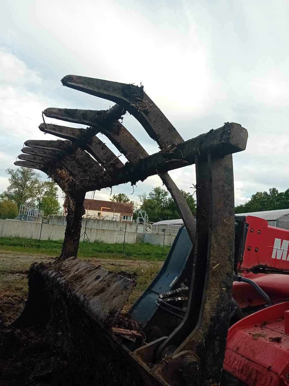 Telescopique MANITOU Mlt 735 - photo slide 7