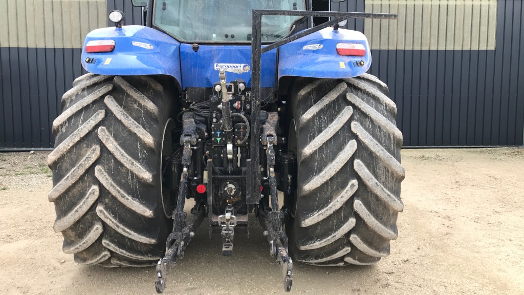Tracteur NEW HOLLAND T8-390 - photo slide 6
