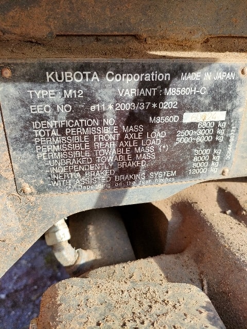 Tracteur chargeur KUBOTA M8560 - photo slide 8