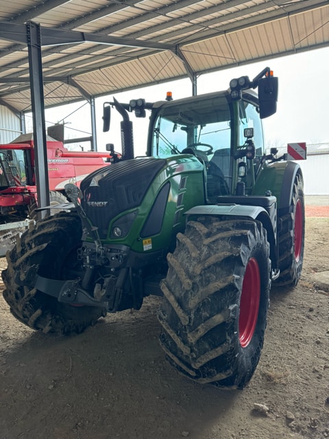 Tracteur FENDT 722 - photo slide 4