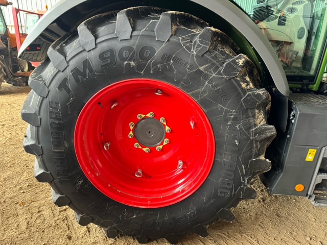 Tracteur FENDT 722 - photo slide 6