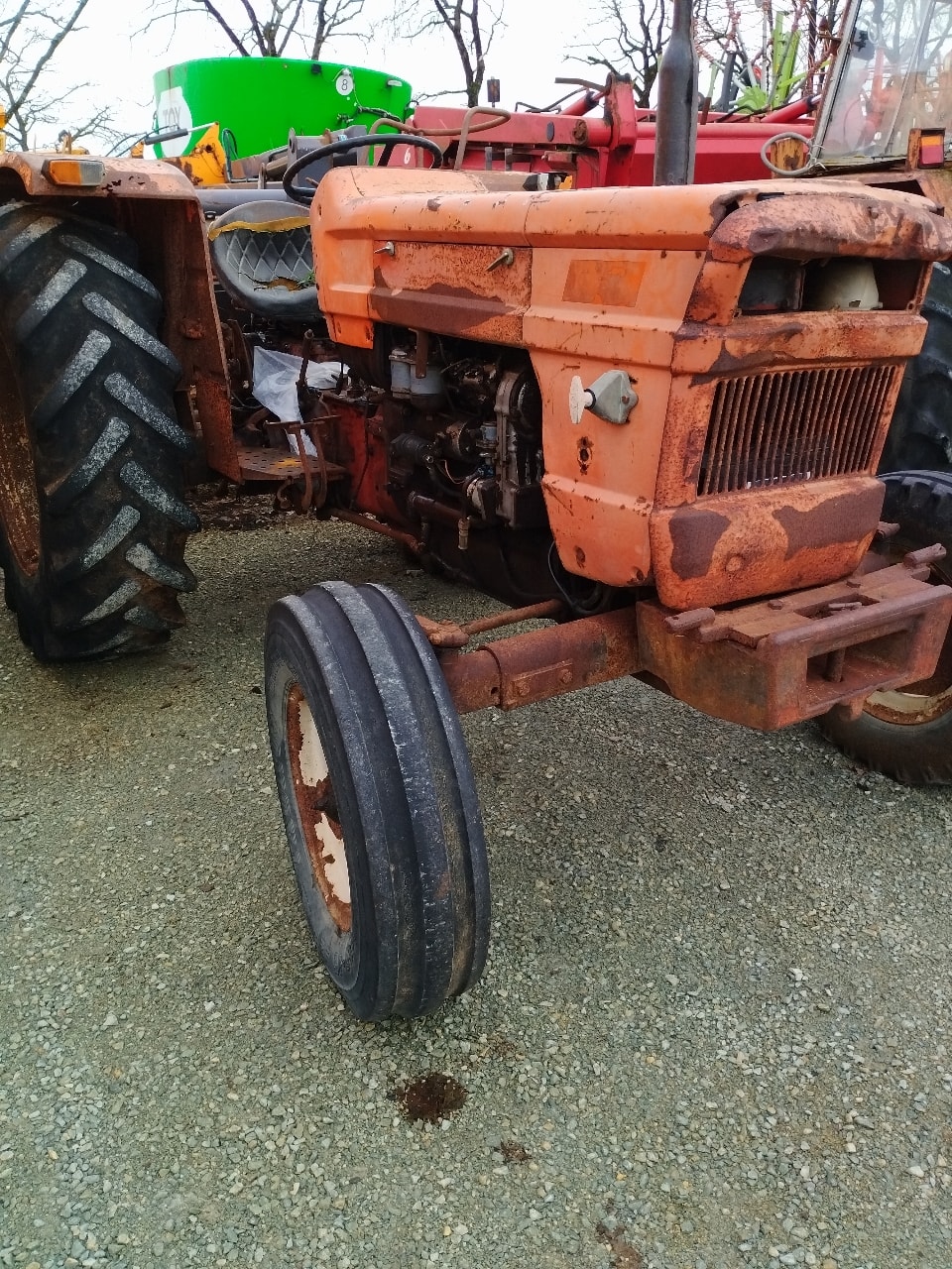 Tracteur FIAT SOMECA 640 - photo slide 2