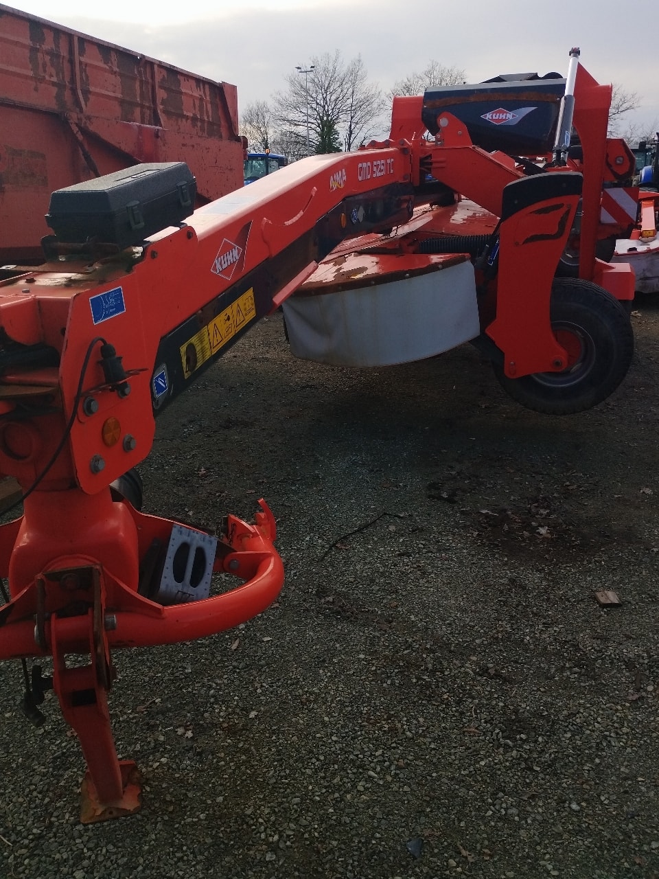 Faucheuse KUHN GMD5251TC - photo slide 4