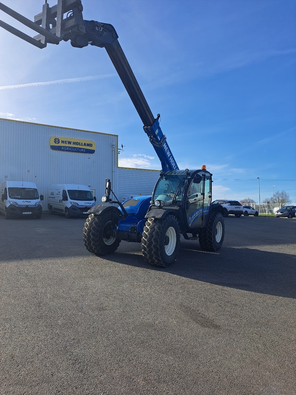 Telescopique NEW HOLLAND LM6.32 - photo slide 2